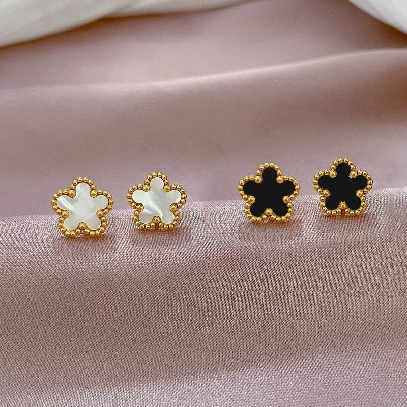 Product Name

316 Pure Stainless Steel Five-Petal Flower Earrings