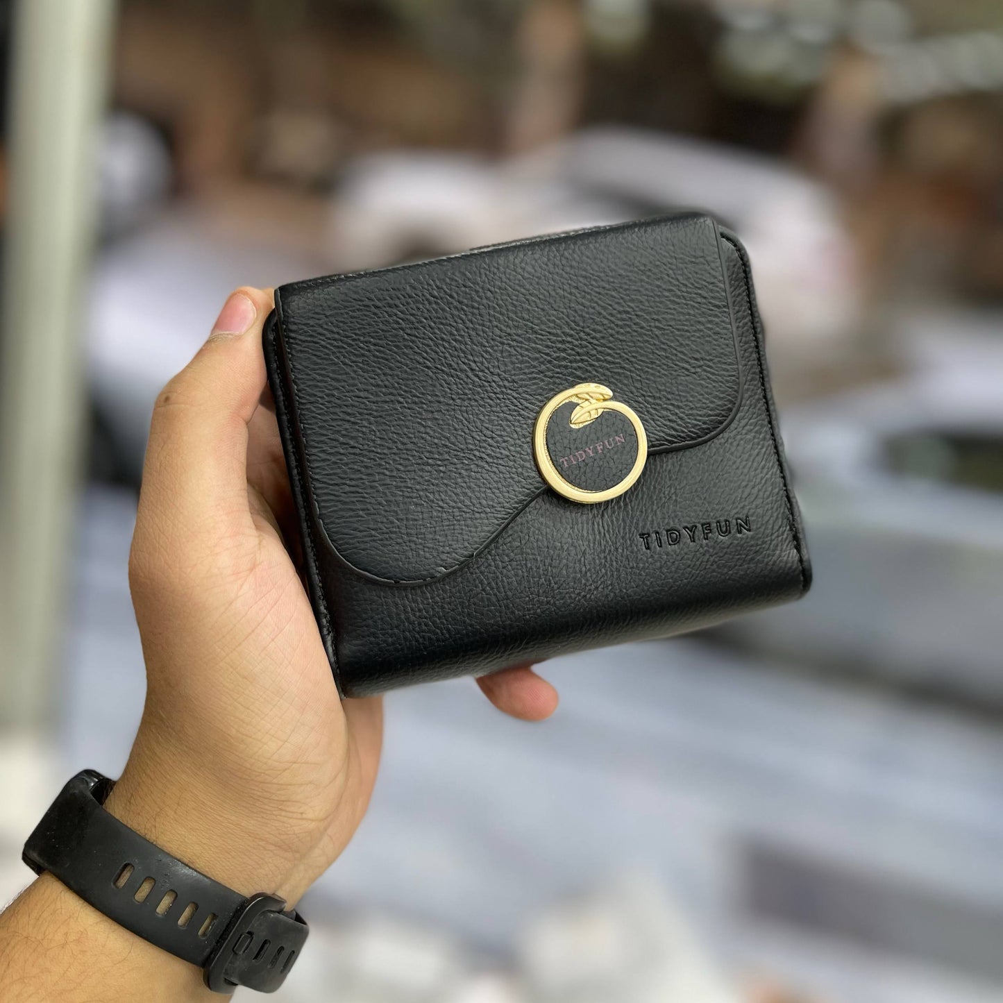 Product Name:
Elegant Beige Leather Wallet with Gold Ring Accent