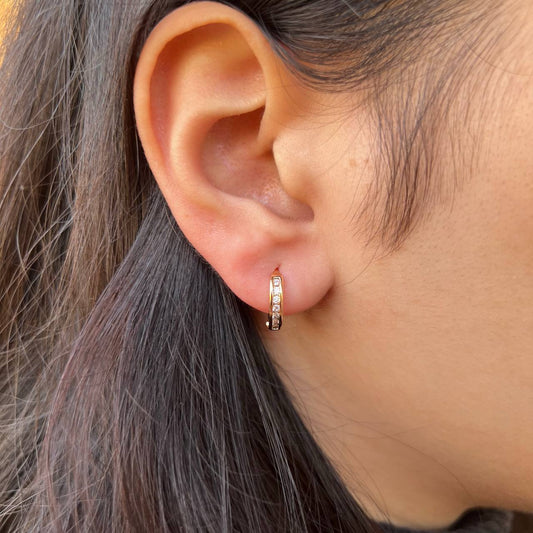 Product Name

Gold-Plated Chinese Stud Earrings – Pair