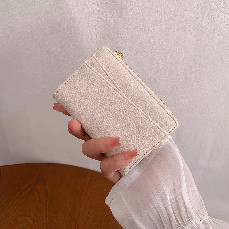 Everyday Elegance in Your Hand ✨