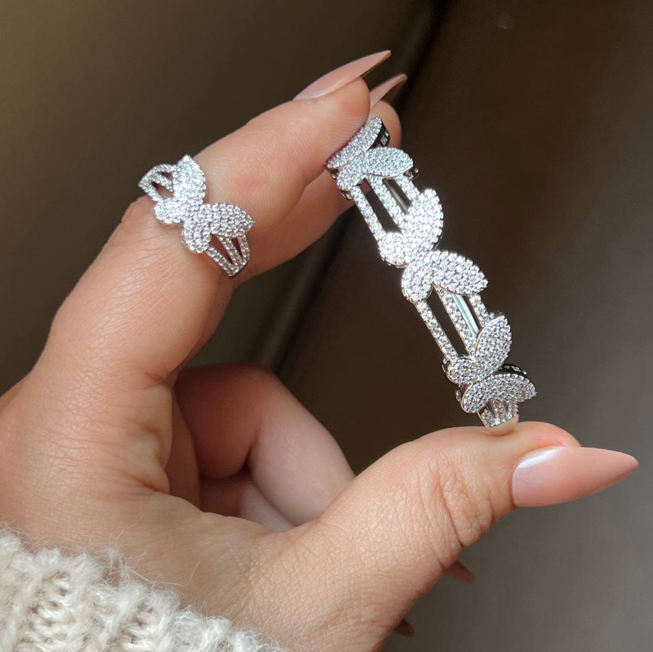 Product Title:
Gold Plated Bracelet and Ring Set with Zircon Stones – Adjustable Ring