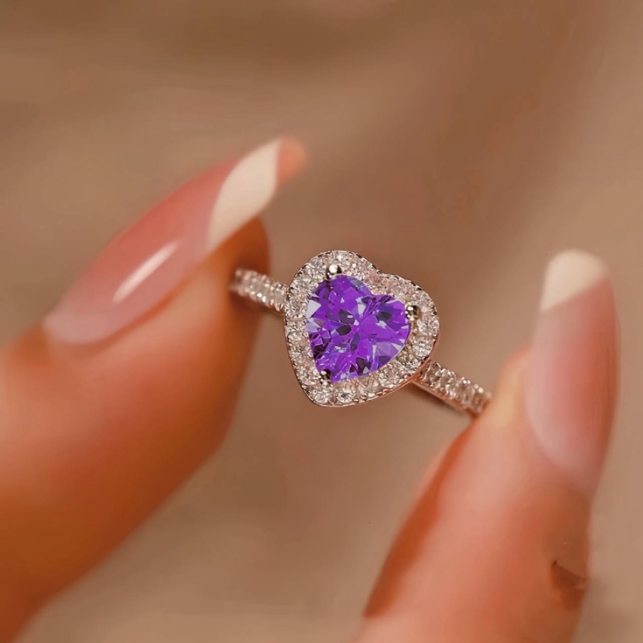 Luxury Pink Heart Crystal Ring 💖