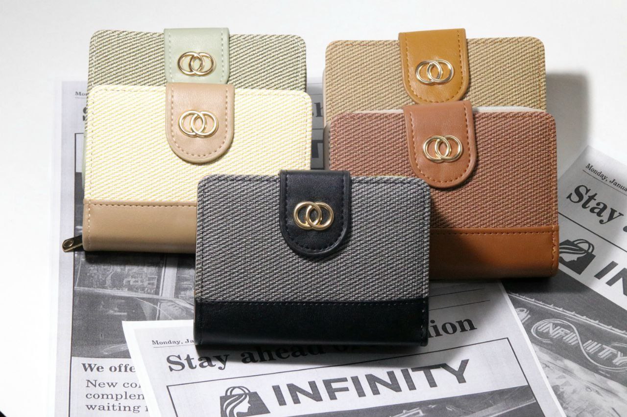 Luxury Women's Wallet with Golden Detail