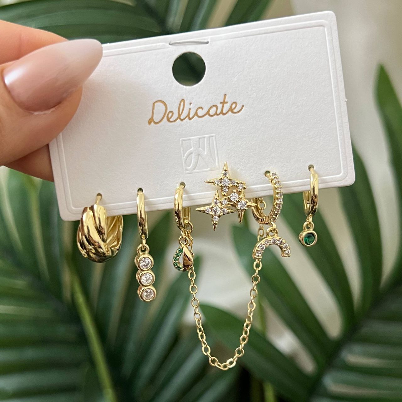 Product Name:
Premium Piercing Set – Chinese Gold Plated with Zircon Stones (6 Pieces)