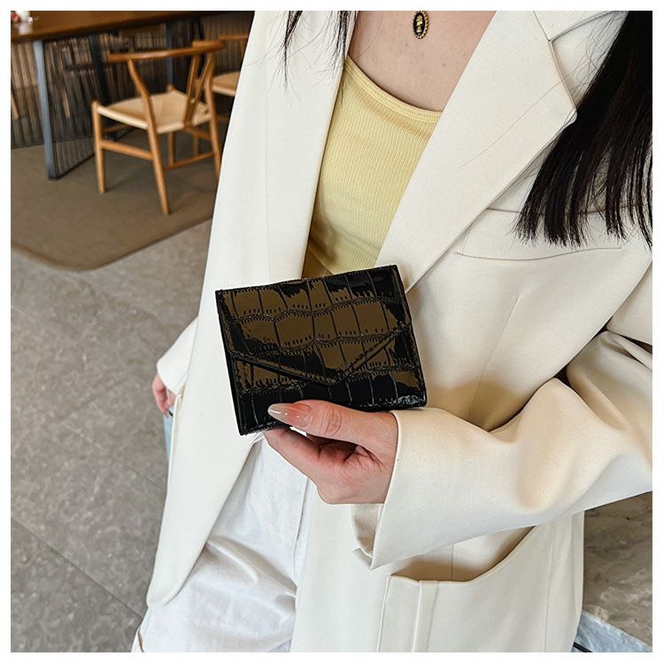 Product Name:
SHEIN Trendy Imported Wallet